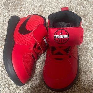Nike Team Hustle Red and Black Sneakers